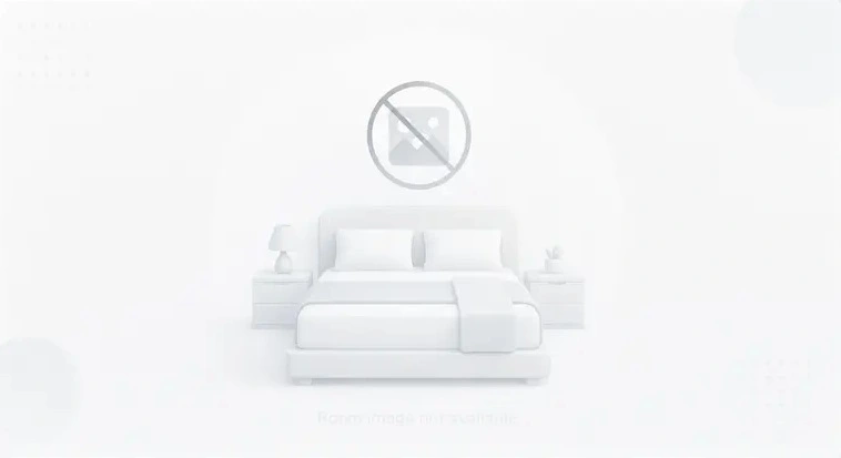 Queen Suite with Two Queen Beds and Roll-In Shower - Disability Access/Non Smoking
